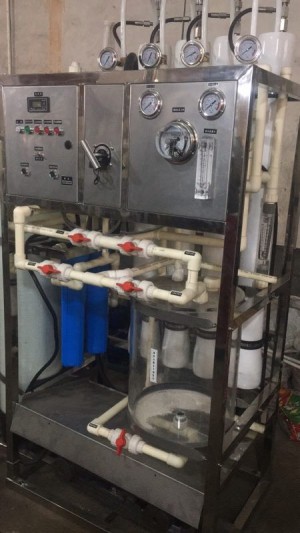 濟南10噸反滲透造水機